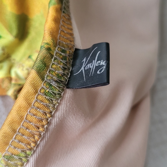 Kailegh Peddie triangle bikini swimsuit - Picture 4 of 5